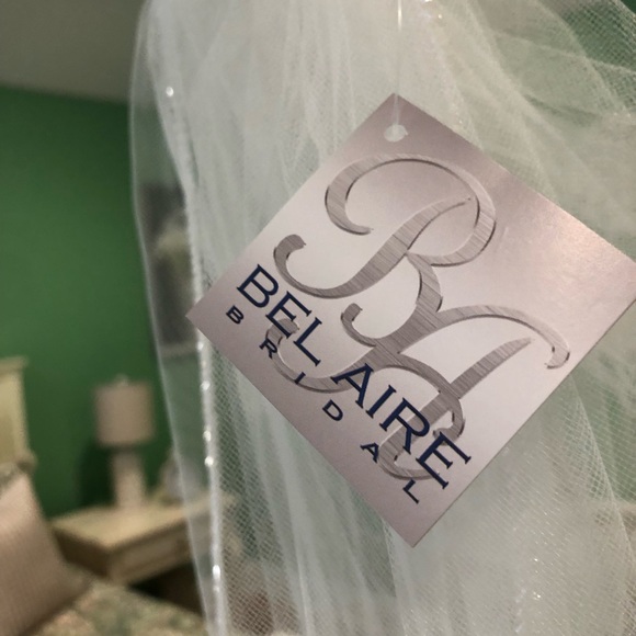 Pronovias Wedding Dress. - Picture 7 of 16